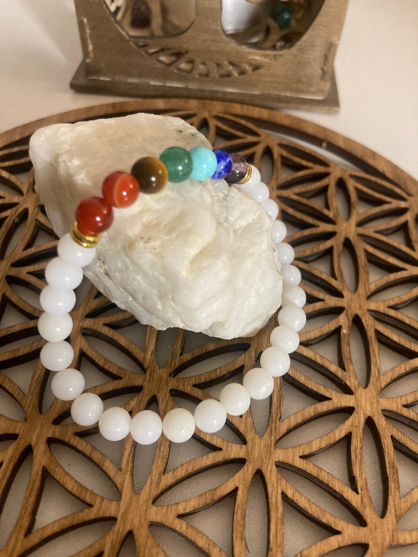 Lithotherapy bracelet 7 chakras and magnesites